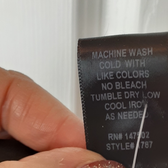 NWT Faux Leather Cargo Pants Distressed Patina - Picture 10 of 13